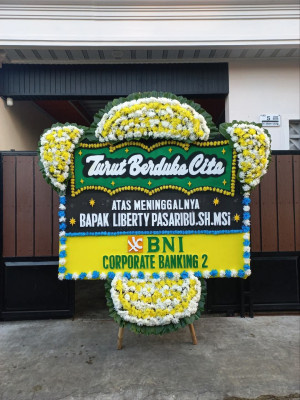 Papan Bunga Duka di Bime