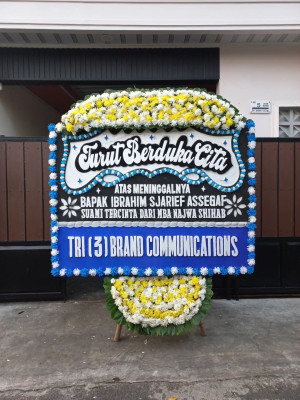 Papan Bunga Duka di Bime